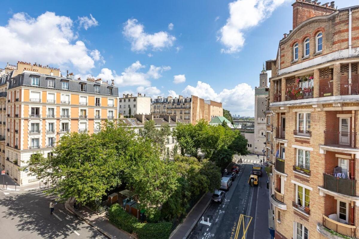 Apartment Parisian In The 5th Paris